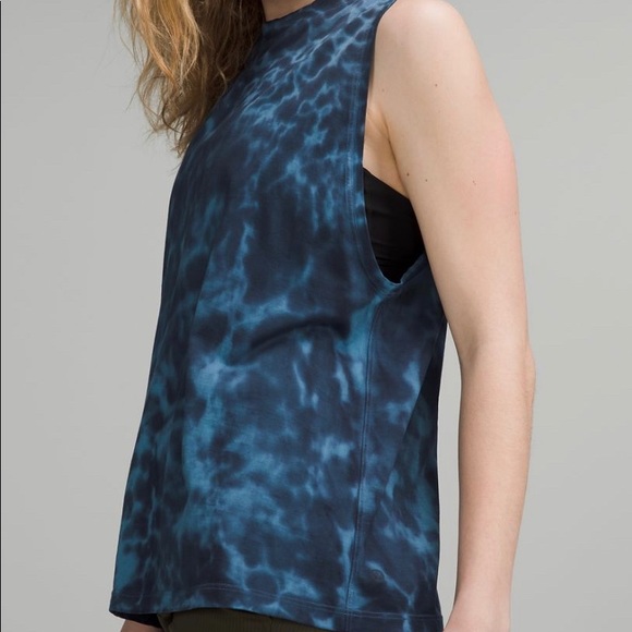 Lululemon Tie Die Tank - Picture 2 of 8